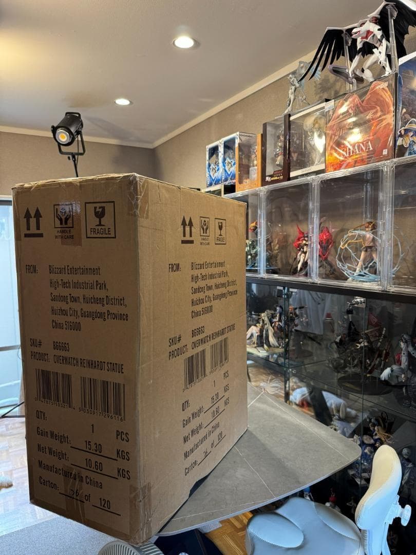 オーバーウォッチ　ラインハルト フィギュア スタチュ OVERWATCH 未使用