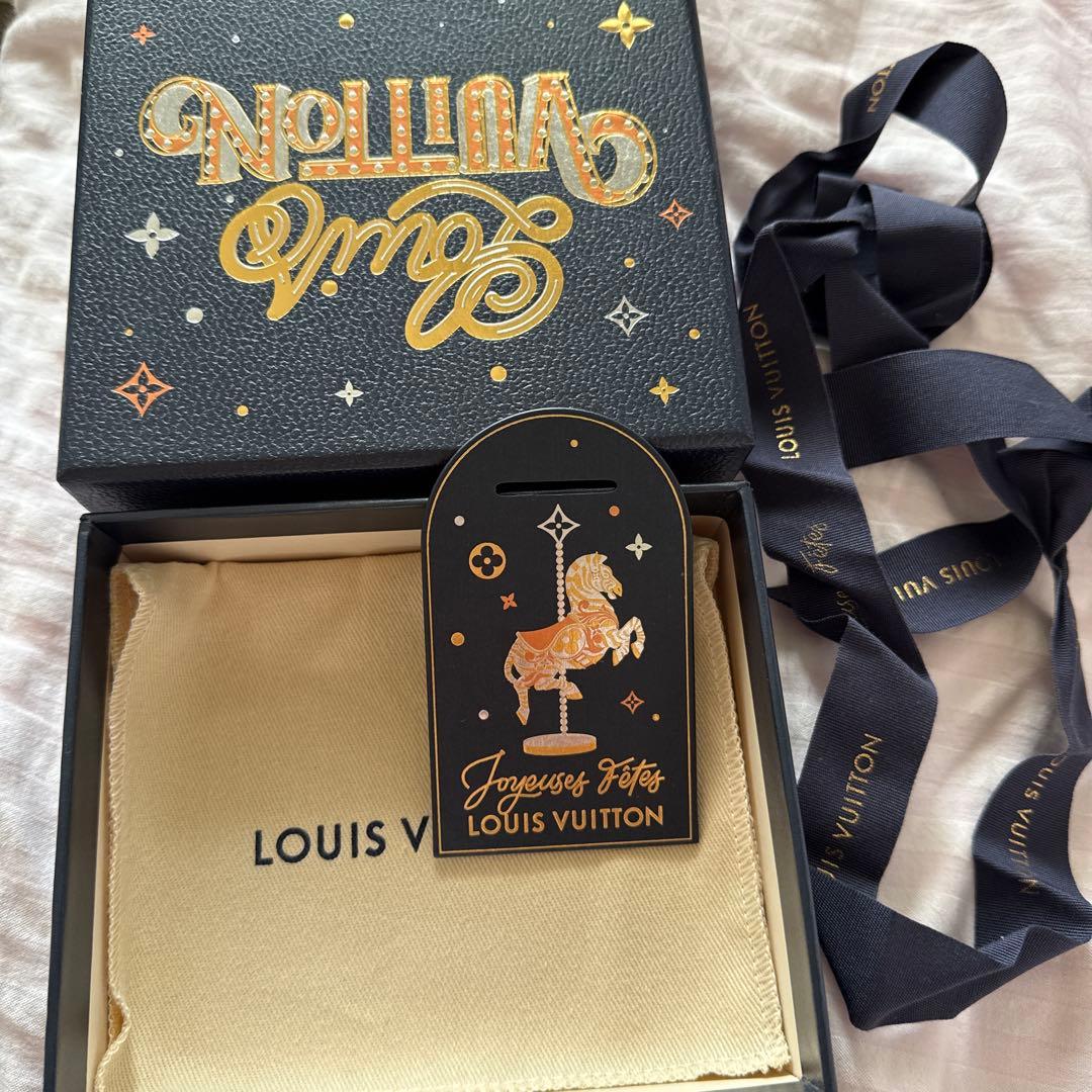 カ*シ様 Louis Vuitton 二つ折り財布 モノグラム