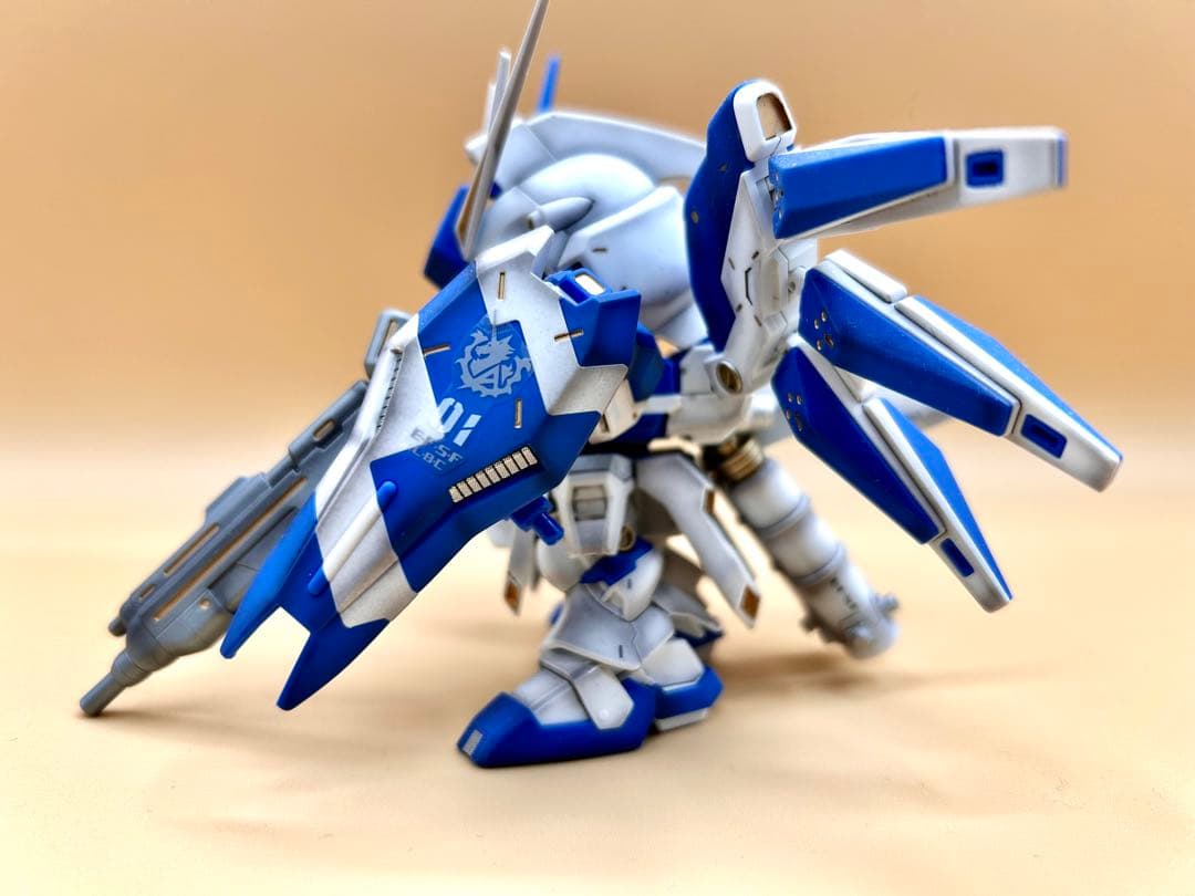 SD　Ｈｉ-ν　ガンダム　BB戦士　384 ハイニュー　Ｈｉν　塗装完成品