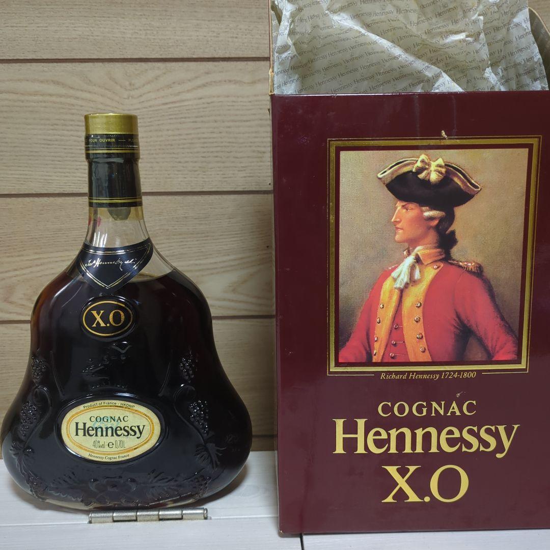 Hennessy XO 未開栓　700ml 金キャップ