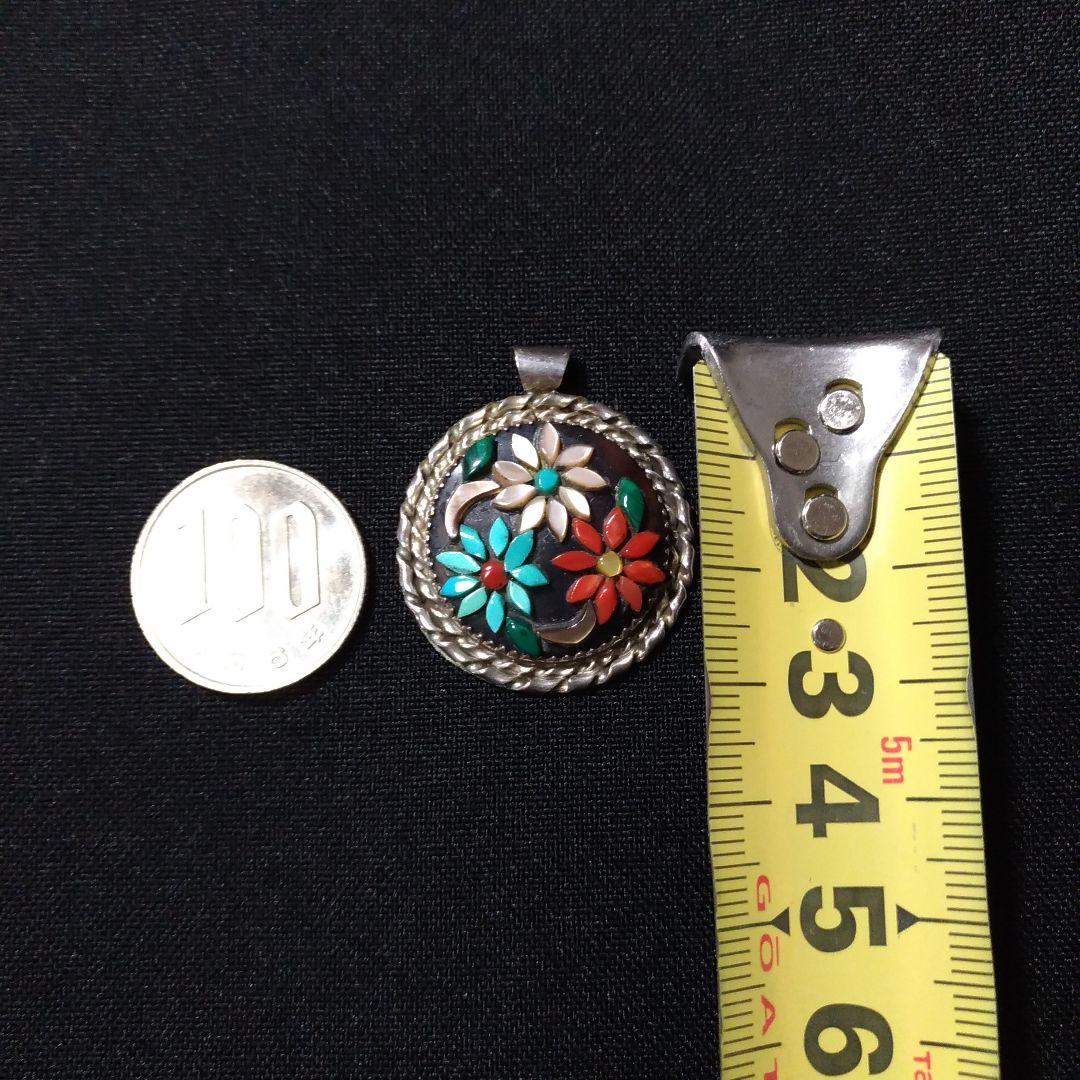 インディアンジュエリー。ズニ族。ペンダントトップ。中古品です。