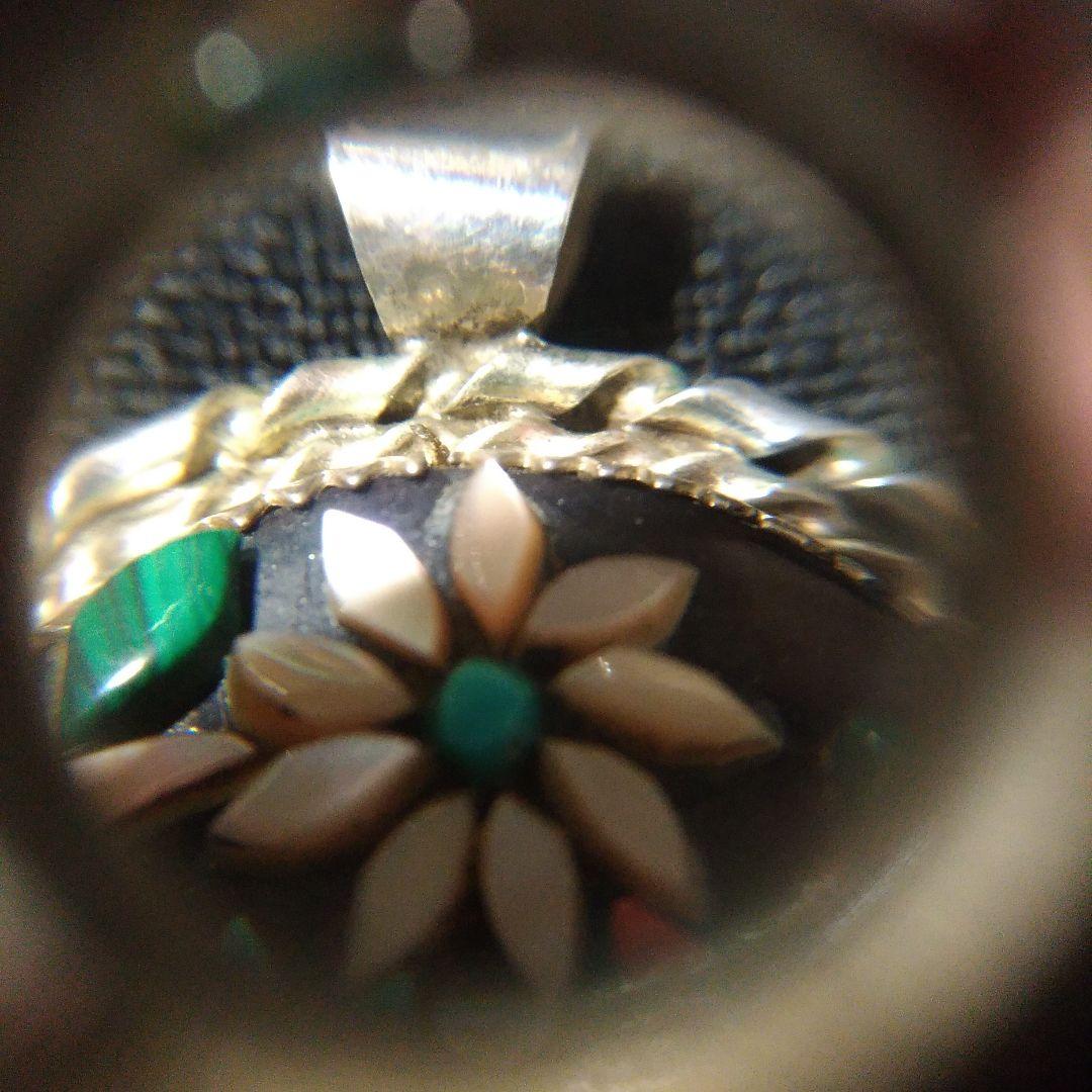 インディアンジュエリー。ズニ族。ペンダントトップ。中古品です。