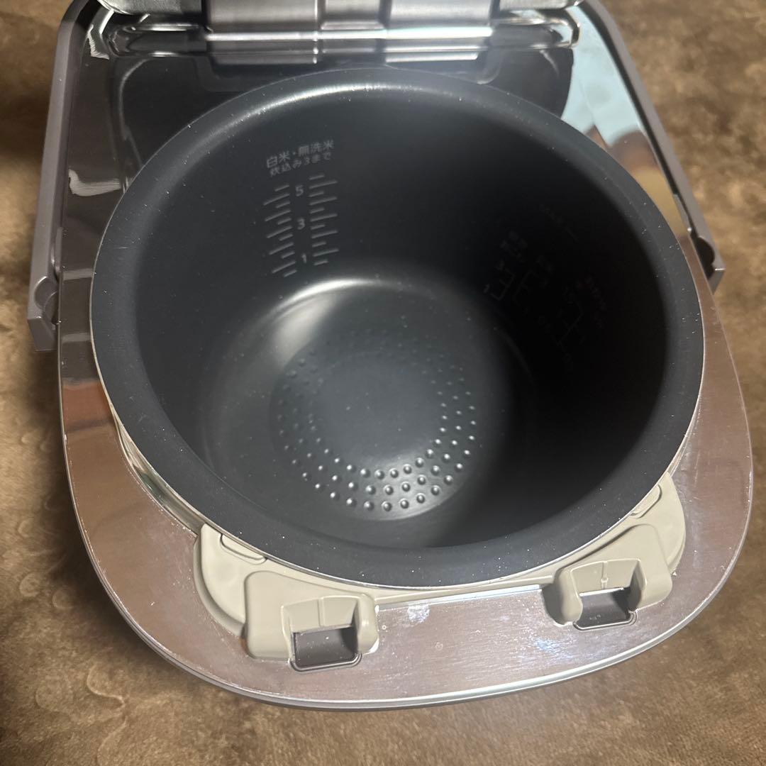 値下げ2024年製 Panasonic SR-M10A炊飯器