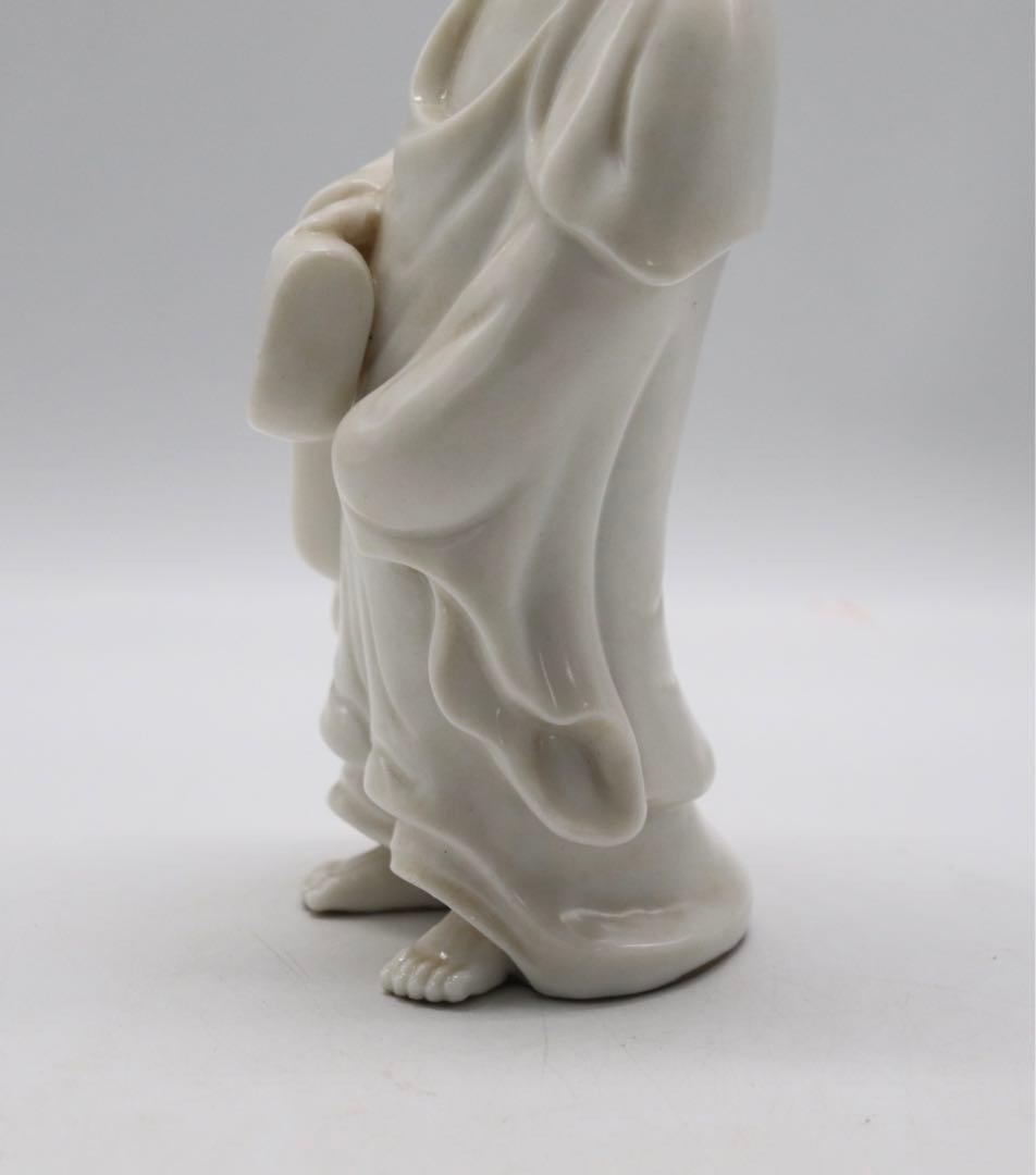 中国　徳化窯白磁　達磨　送料込み0927