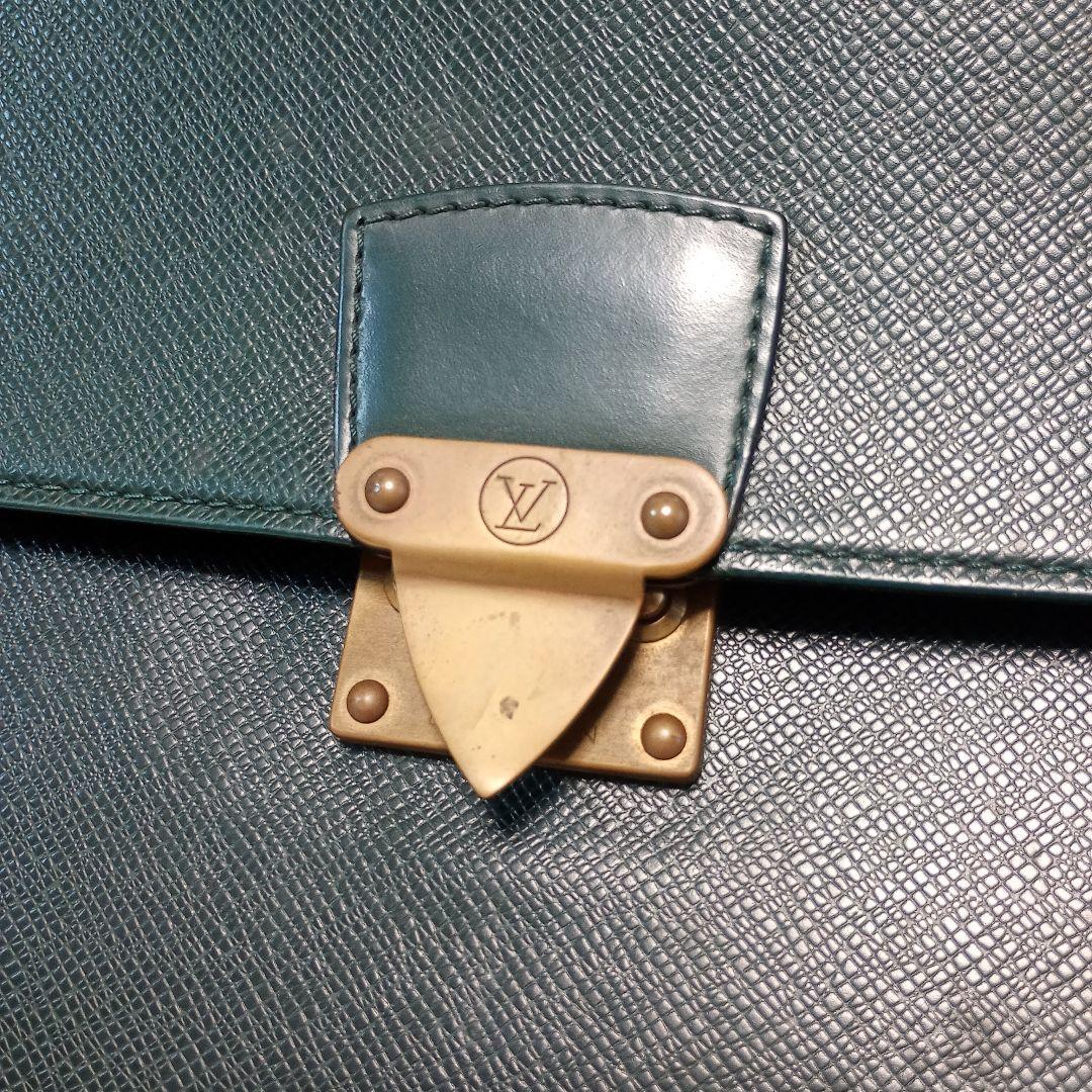 ルイヴィトン　 タイガ　ブリーフケース　グリーン ビジネスバッグ