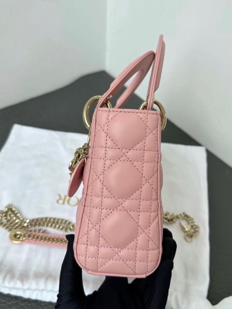 ピンク キルティング ショルダーバッグ