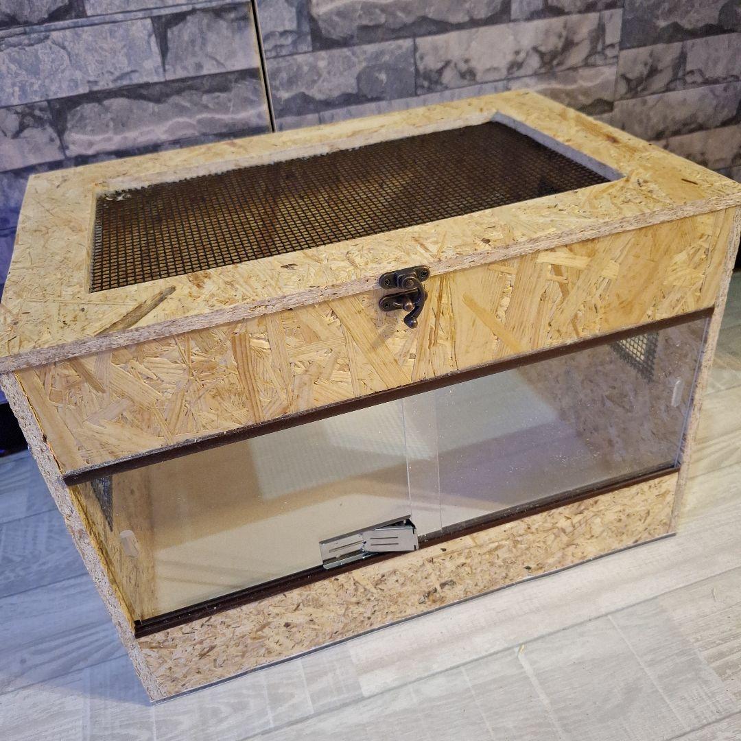 機能充実！OSB木製ケージ(未使用)②