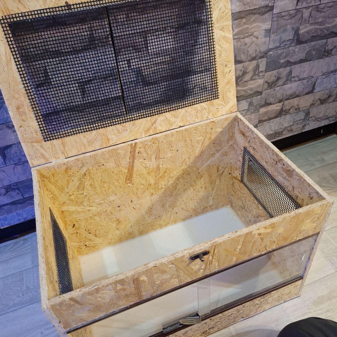 機能充実！OSB木製ケージ(未使用)②