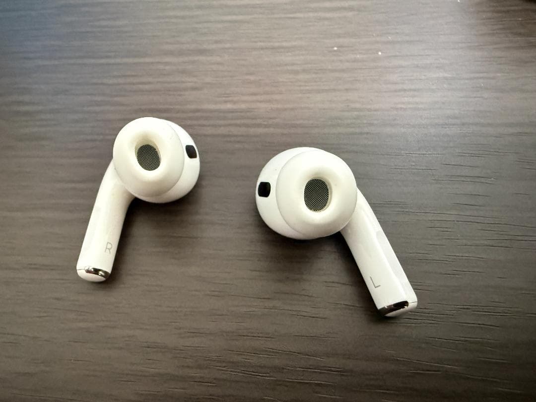 ★美品★　AirPods Pro 2 第二世代　おまけ付き