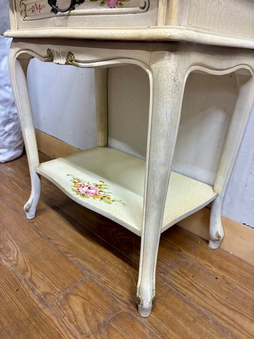 管399☆ イタリア製☆ロココ調☆姫家具☆ヒビ加工☆サイドテーブル