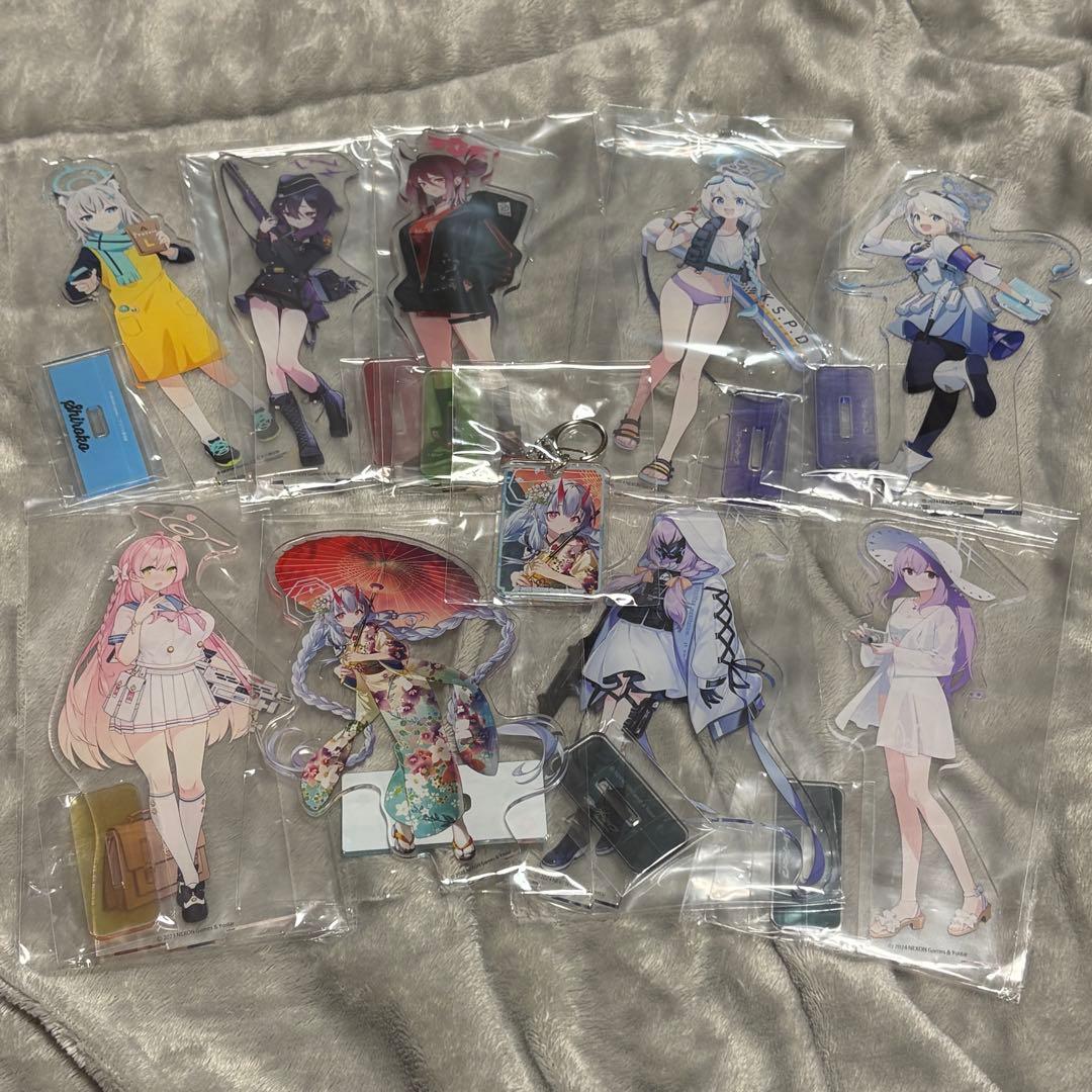 【10個】　ブルアカ　アクリルスタンド　アクリルキーホルダー　大量　まとめ売り