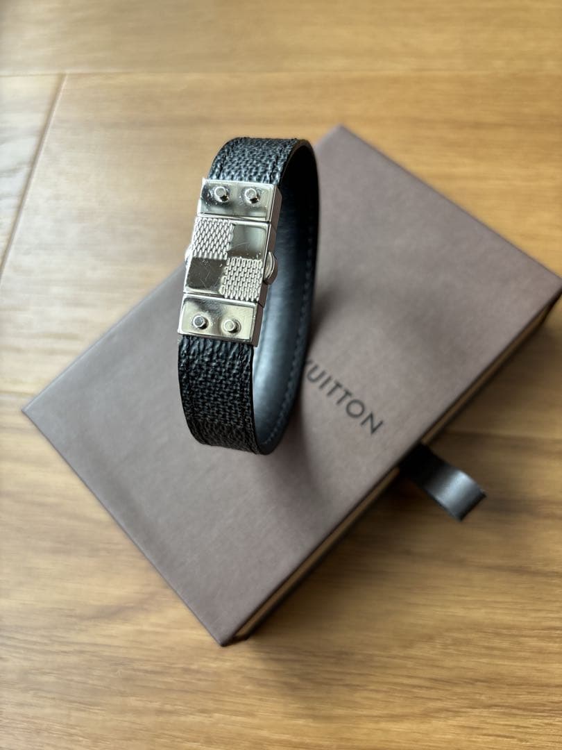 ルイ・ヴィトン　バングル　ダミエ　美品　箱、紙袋付き