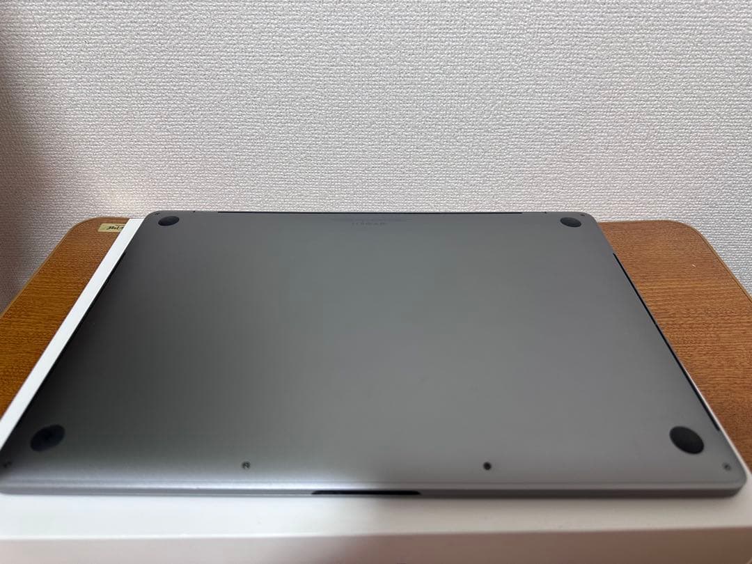 Macbook Pro 15インチ 2018 i7 512GB