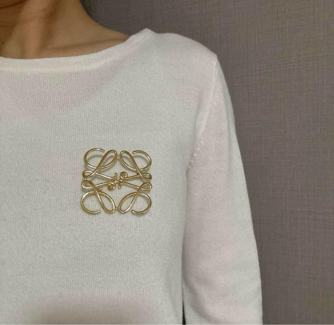 アナグラムブローチ　LOEWE ロエベ　ゴールド