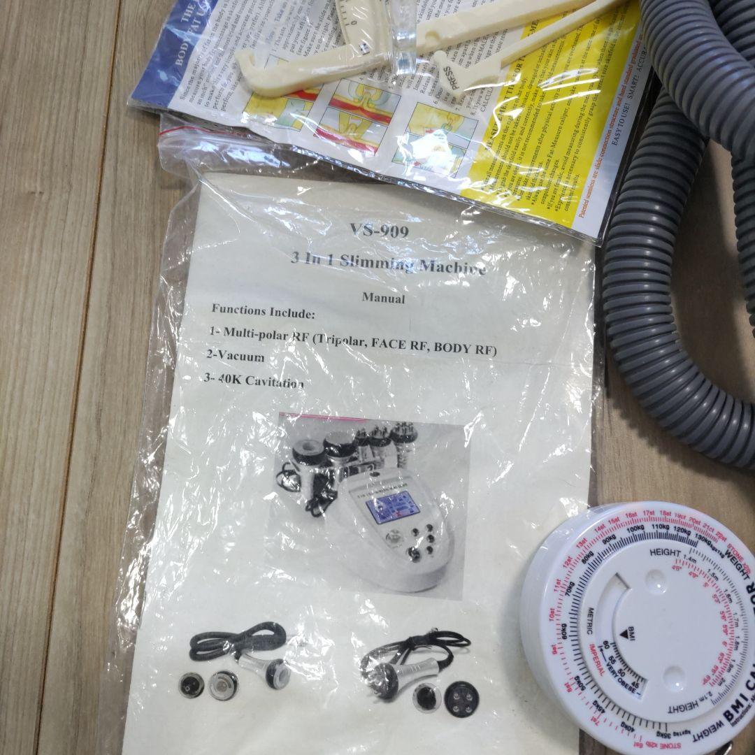 3 IN 1 SLIMMING MACHINE キャビテーション　ラジオ波