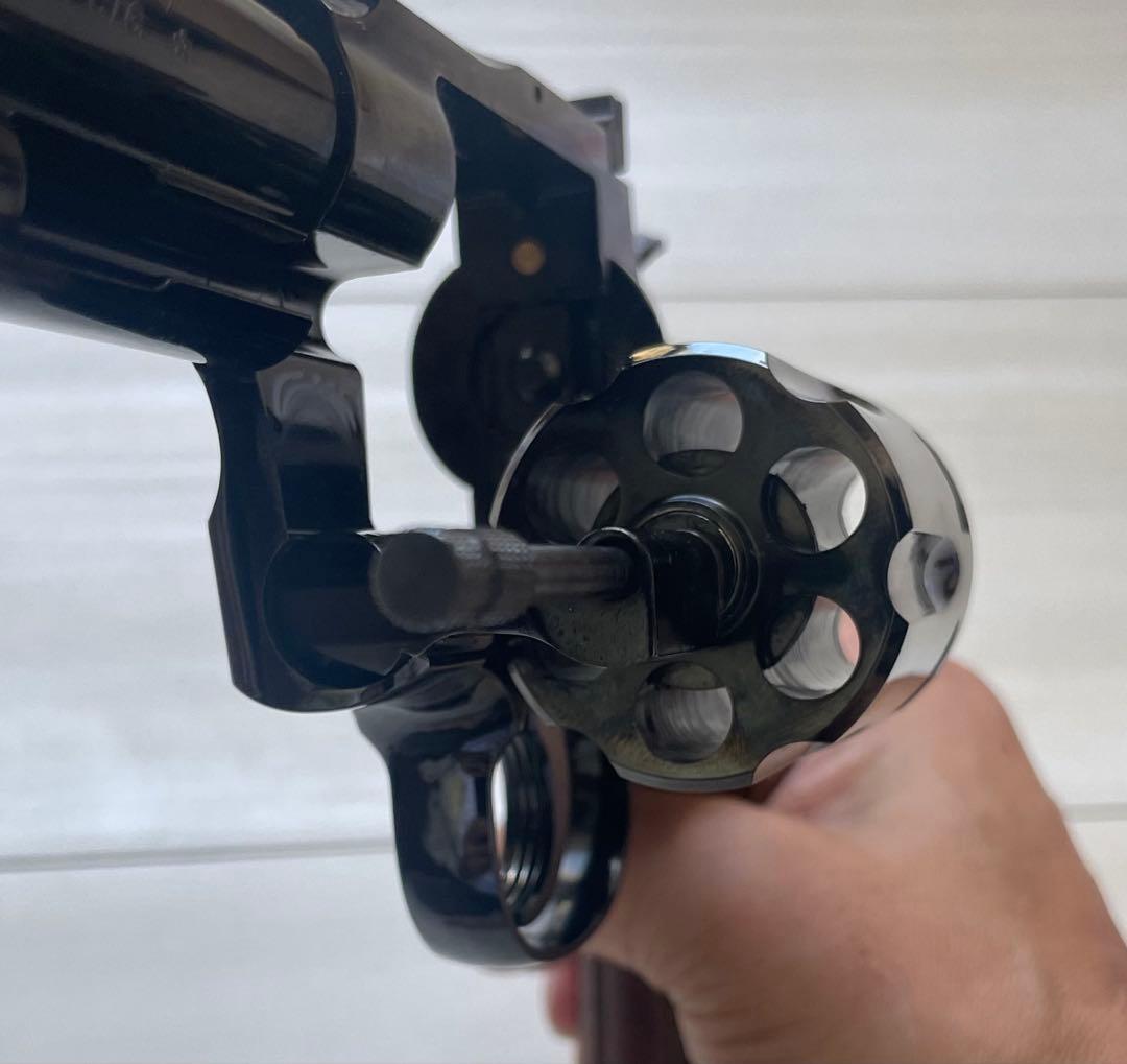 タナカコルトパイソン4インチスチールフィニッシュモデルガン