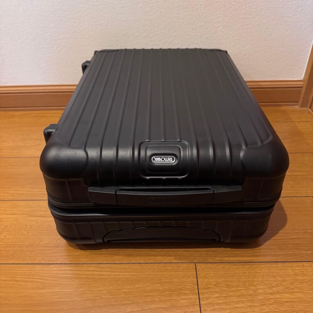 美品 リモワ サルサ ブラック 32L 4輪