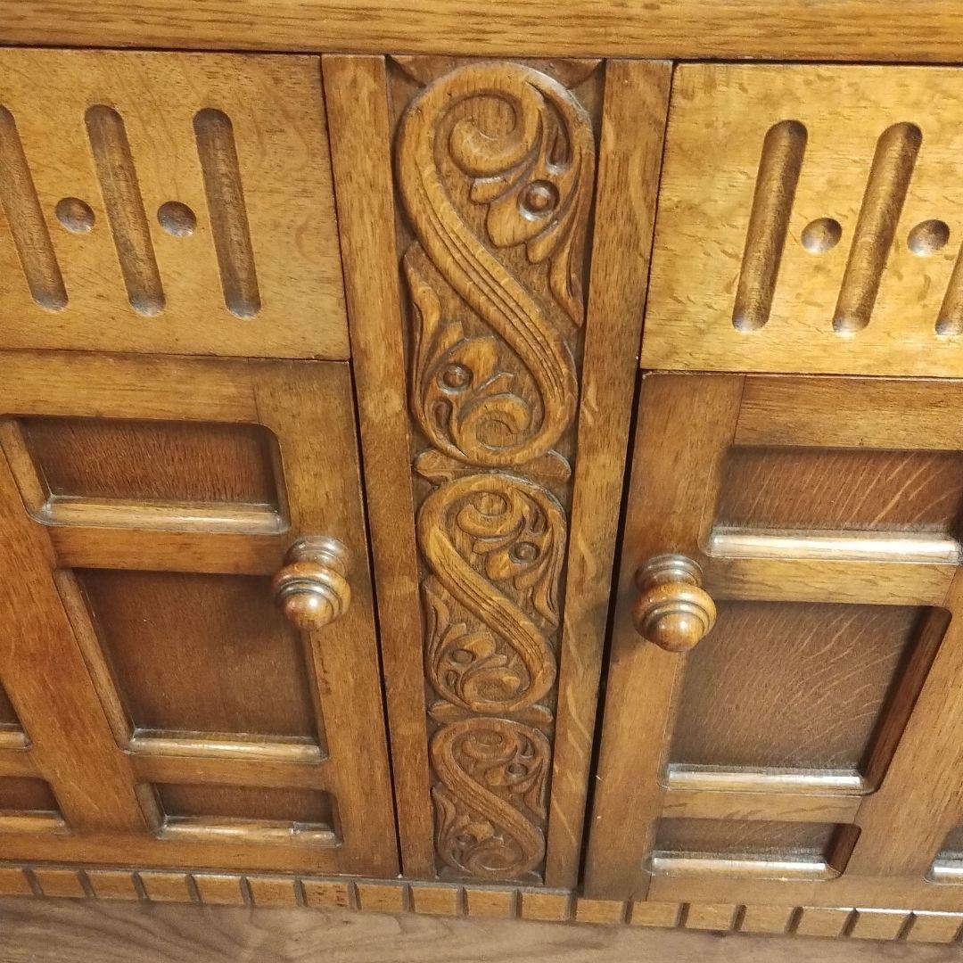 アンティーク家具♥キャビネット♥サイドボード♥イギリス家具♥カップボード