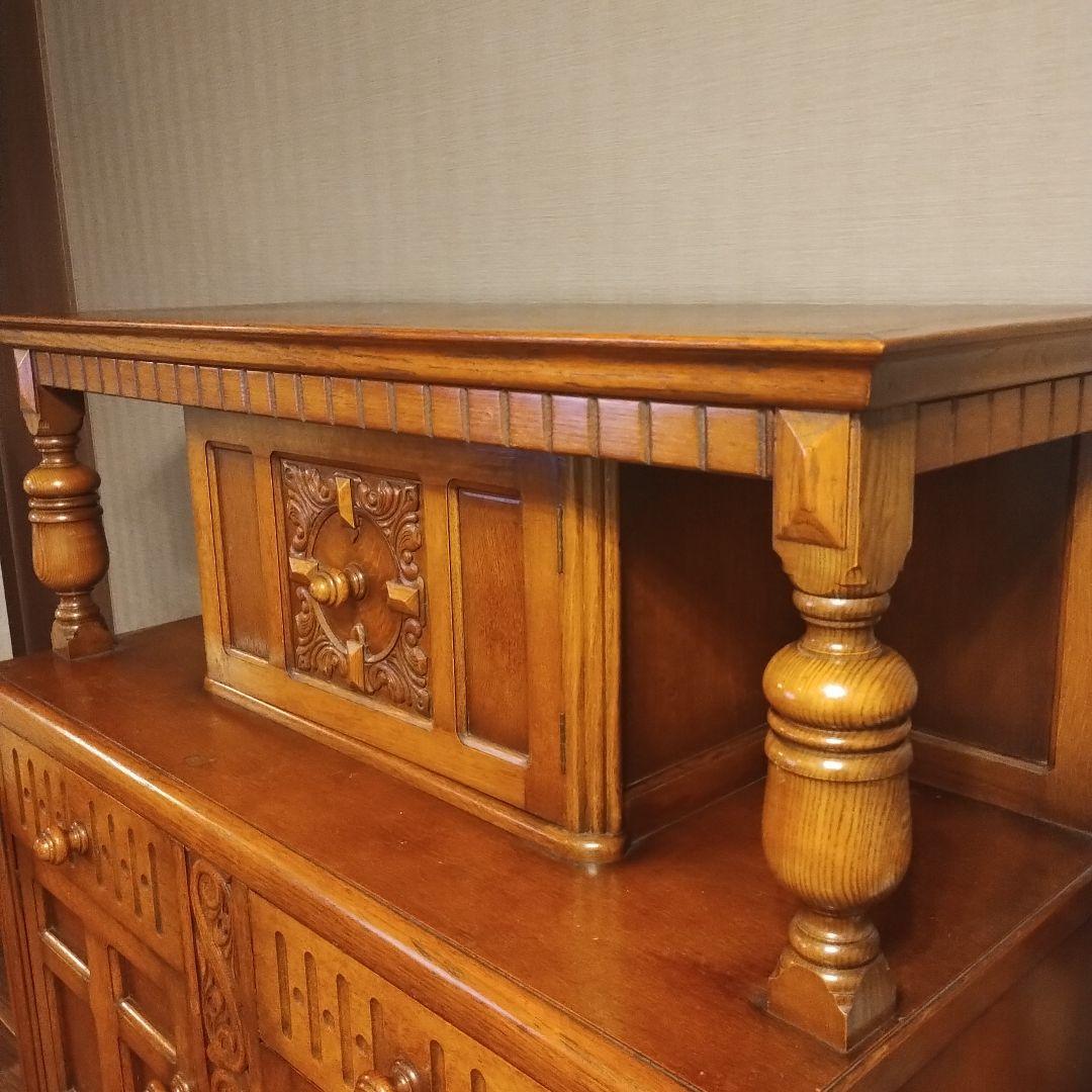 アンティーク家具♥キャビネット♥サイドボード♥イギリス家具♥カップボード