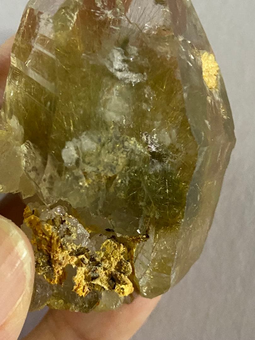 天然石　ヒマラヤ　マニハール　水晶　ルチルクォーツ　原石　レコードキーパー