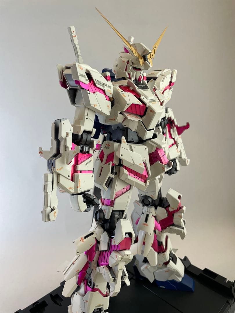 PG 1/60 ユニコーンガンダム　塗装済完成品