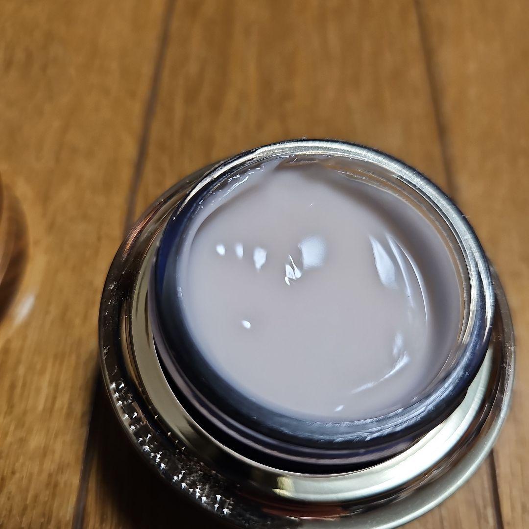 クレ・ド・ポー ボーテ 　クレームアンタンシヴn