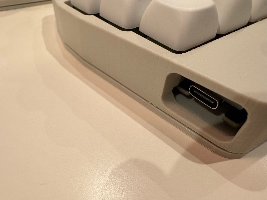 や*ち様 【新品】keyball39 マットボーンホワイト　完成品