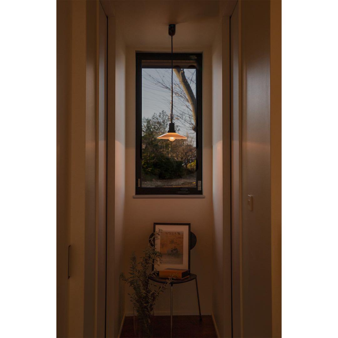 レトロ　ペンダントライト 乳白×ブラック