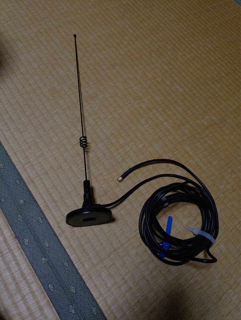 Yaesu FT-70Dトランシーバー