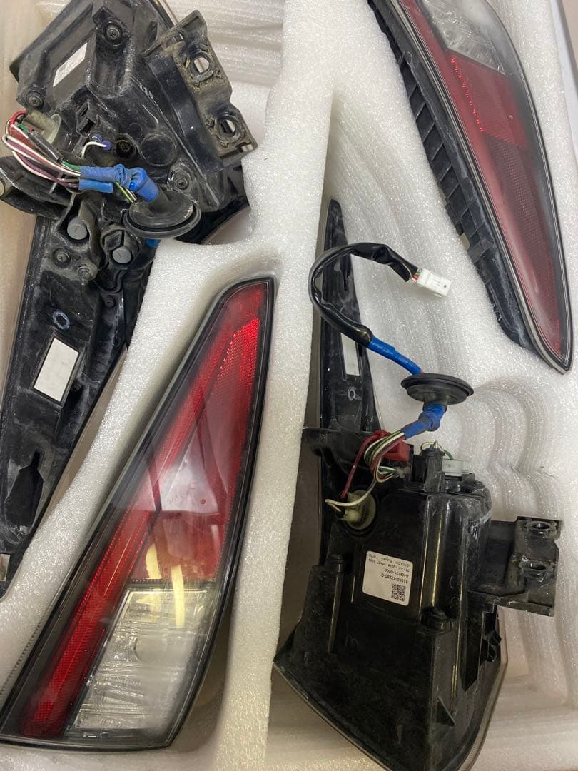 50プリウス前期　テールランプ　フルセット　純正