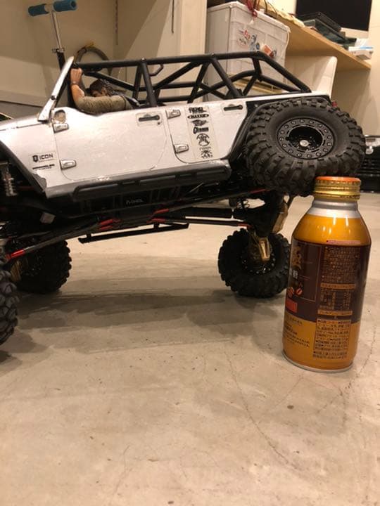 ラジコン　アキシャル scx10フルカスタム