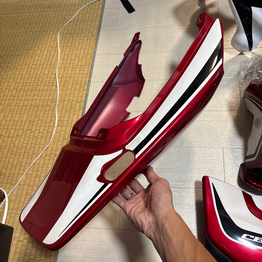 Cb400sf nc42 タンク カウル