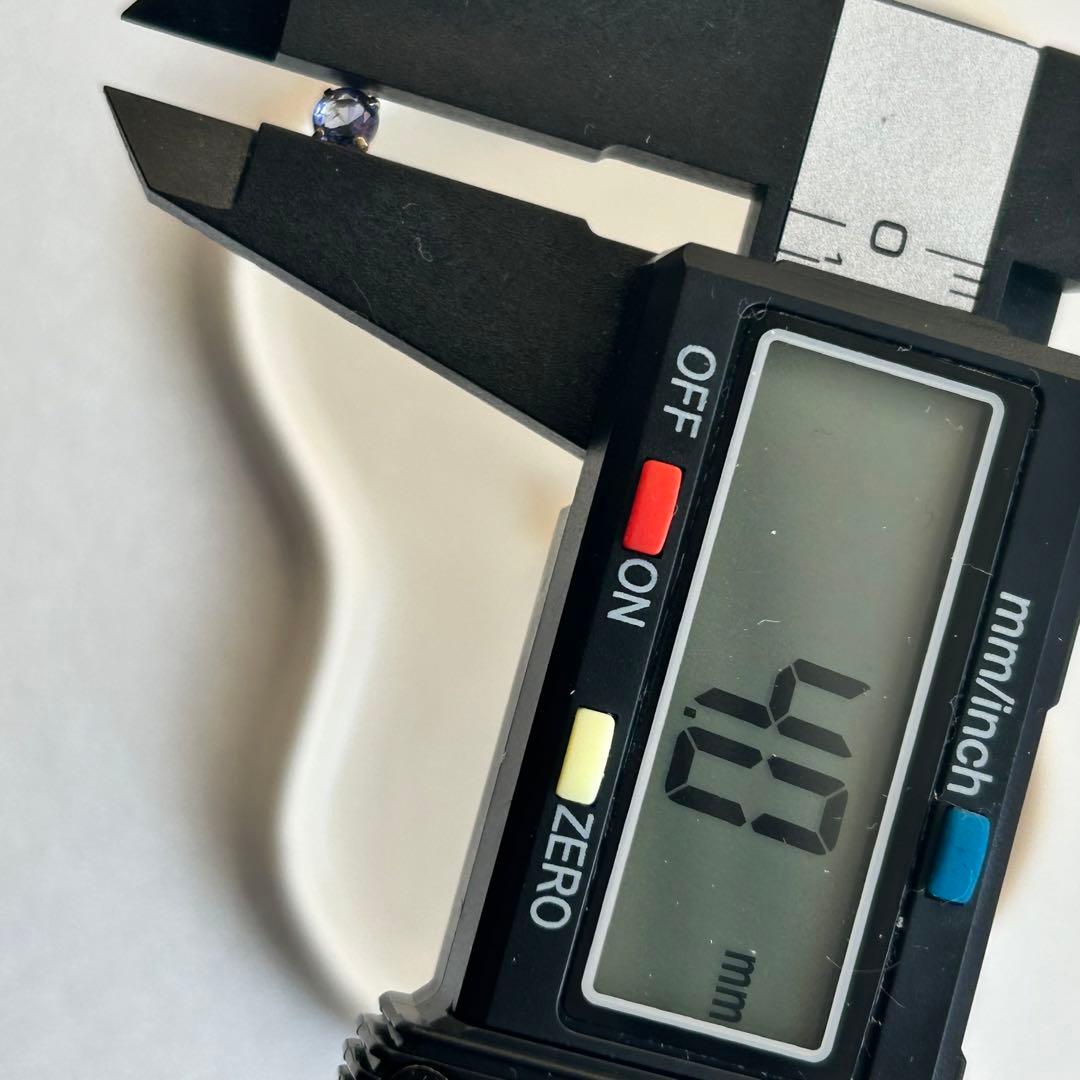 新品未使用　k18 YGタンザナイト0.23ct×2 スタッドピアス　18金