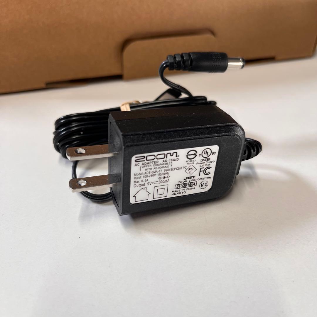 Zoom G2 FOUR ギターエフェクター