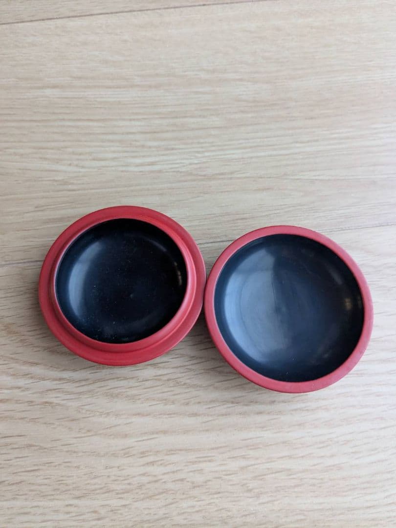 堆朱　香合　漆芸　三野原晃一作 牡丹彫