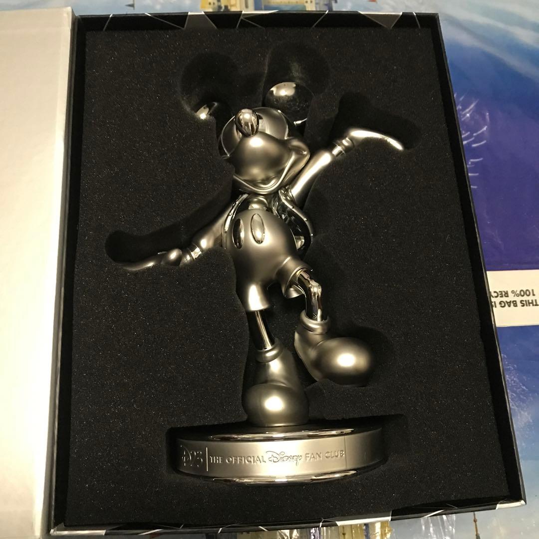 D23 2023年メンバー限定　ディズニー100周年　ミッキー　像　シルバー