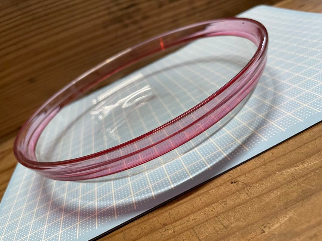 レトロ　ガラス皿【m1495 大正ガラス　明治　吹きガラス　骨董　ウランガラス】