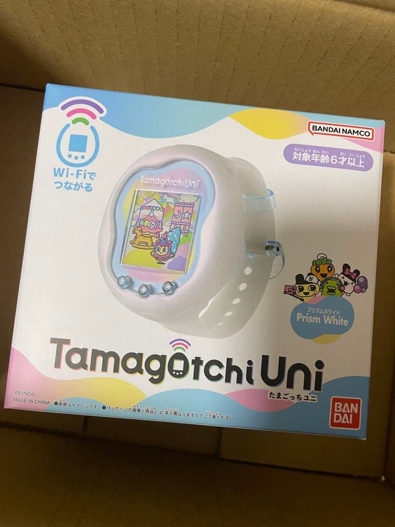 【24時間以内発送】Tamagotchi Uni Prism White