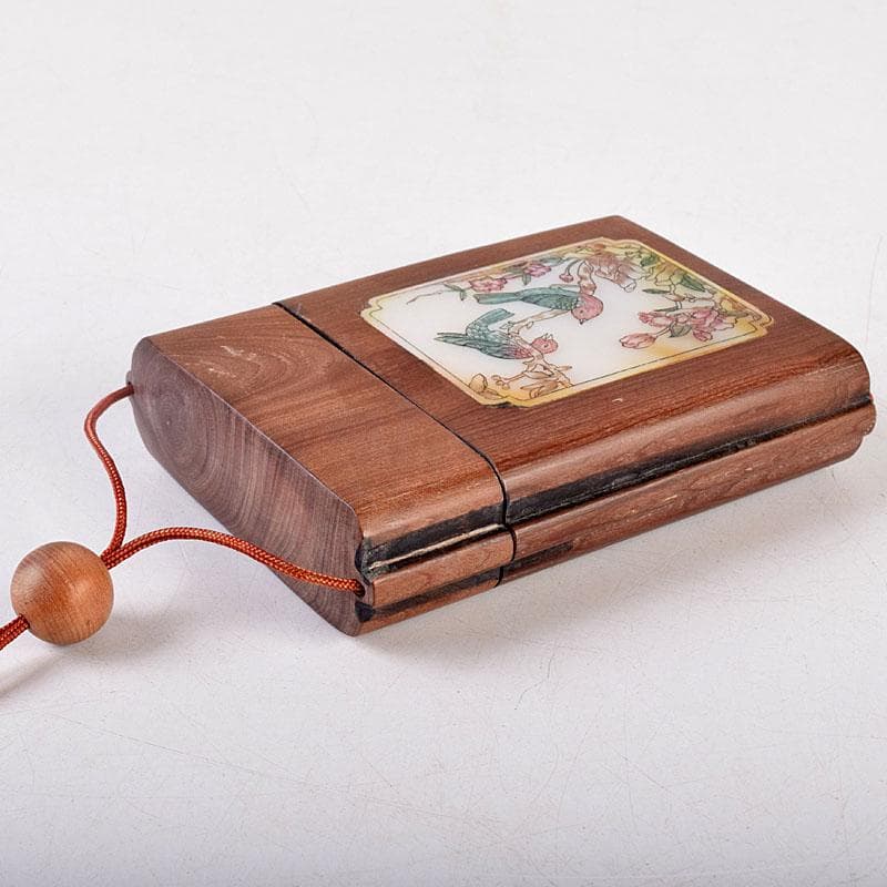 時代提げ物　玉石細工花鳥図　印籠　薬入　根付　緒締め玉　Z　8577