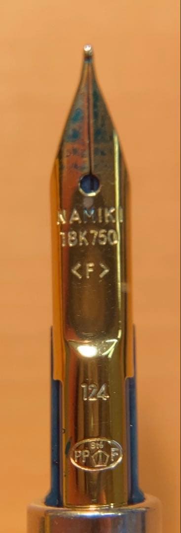 パイロット 螺鈿キャップレス万年筆(水面) 逆輸入モデル