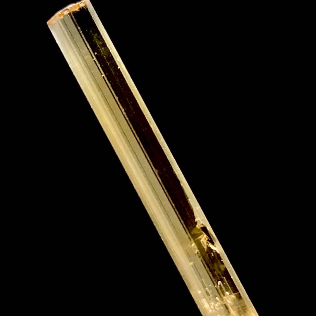 M*u様 ヘリオドール ゴールデンベリル　原石　鉱物標本　天然石　945