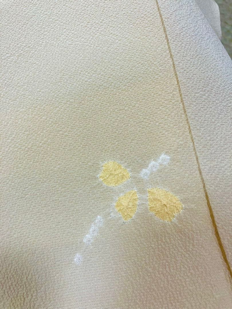 【未使用】裄丈66.5 身丈161 正絹 飛び柄小紋 パールトーン加工