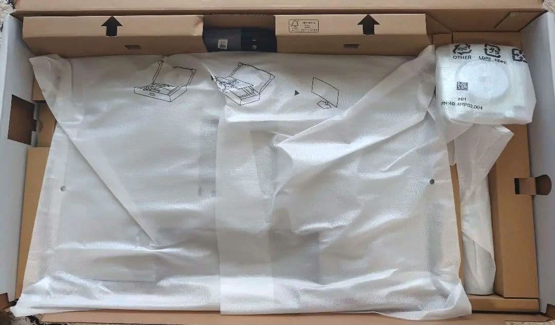 ★新品・未使用★DELL 27インチモニター　S2722DC