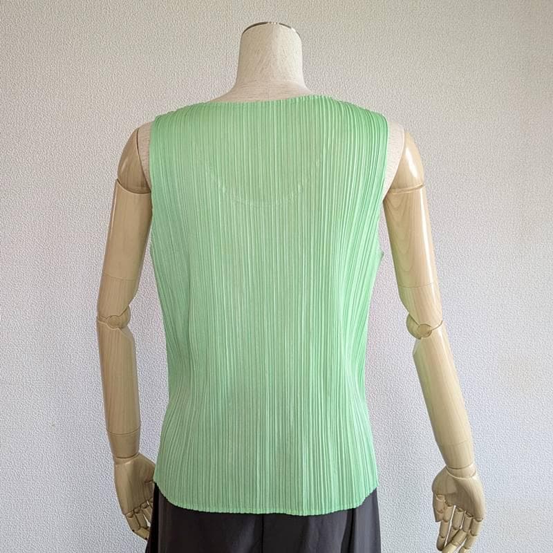 イッセイミヤケ◆PLEATS PLEASE◆薄黄緑◆タンクトップ♯4(7223)