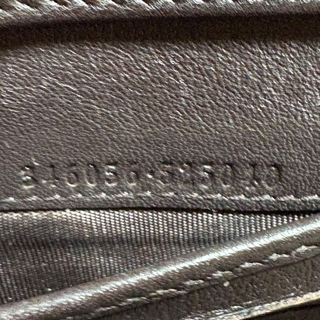 501 未使用級 GUCCI シマ 二つ折り財布 ラウンドファスナー ux7