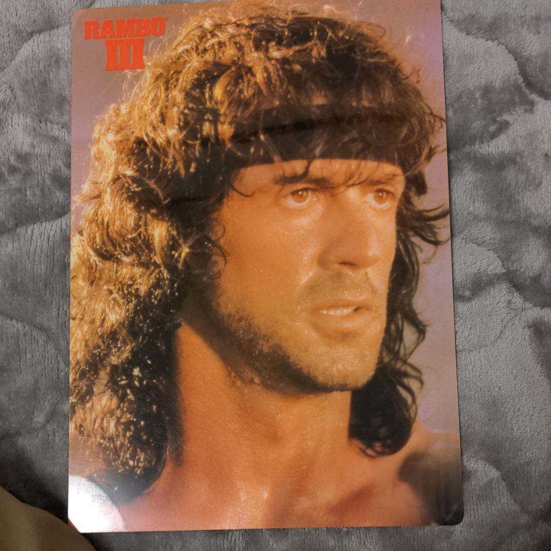 シルベスター・スタローンランボー下敷き