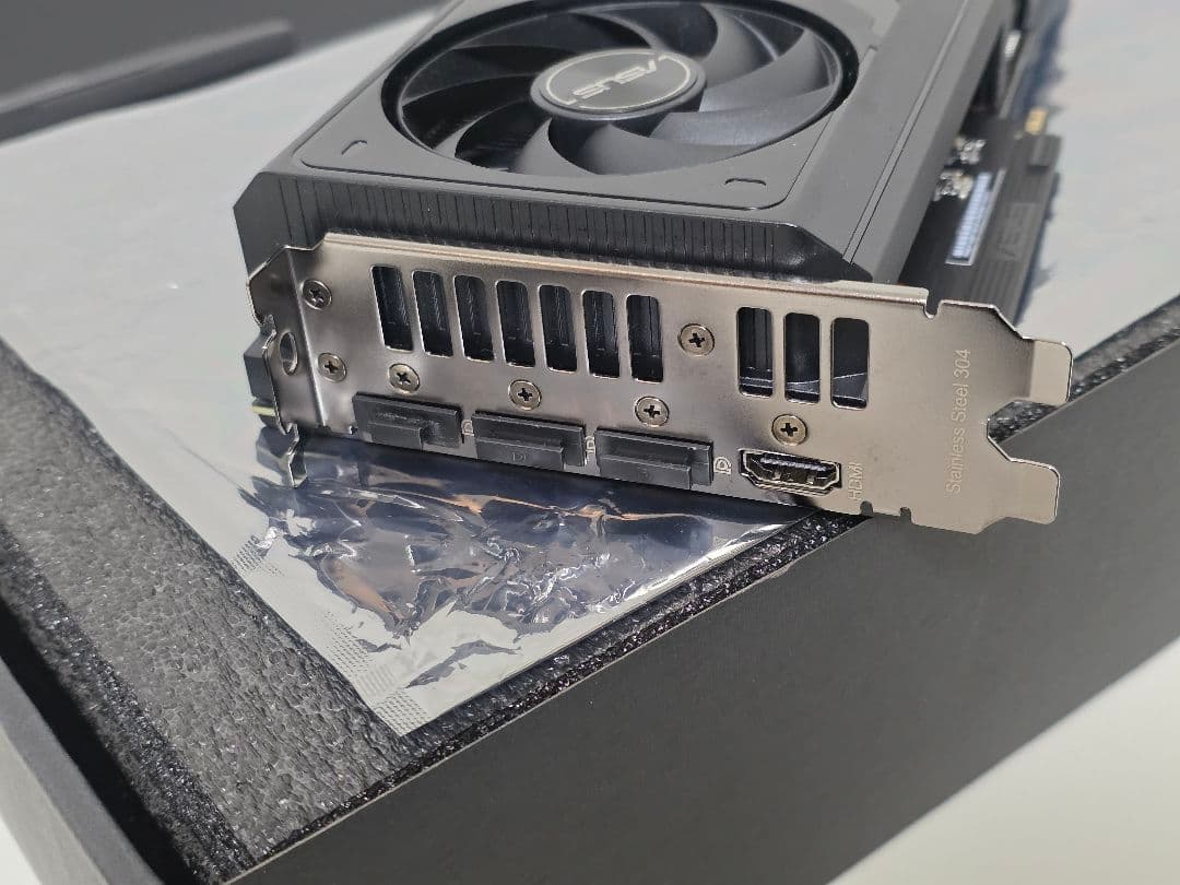 グラフィックボード・グラボ・ビデオカード ASUS GeForce RTX 4060 Ti 8GB OC