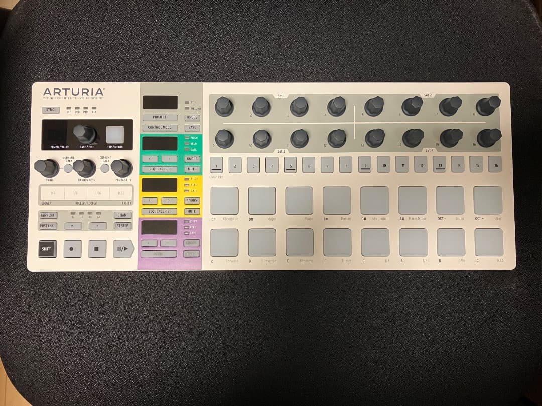 【未使用に近い】Arturia BeatStep Pro