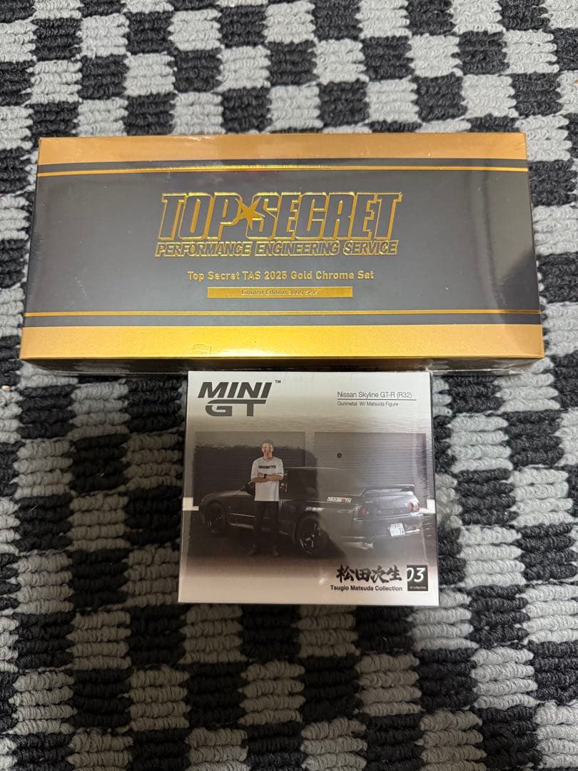 東京オートサロン 会場限定 miniGT トップシークレット＆松田次生32R