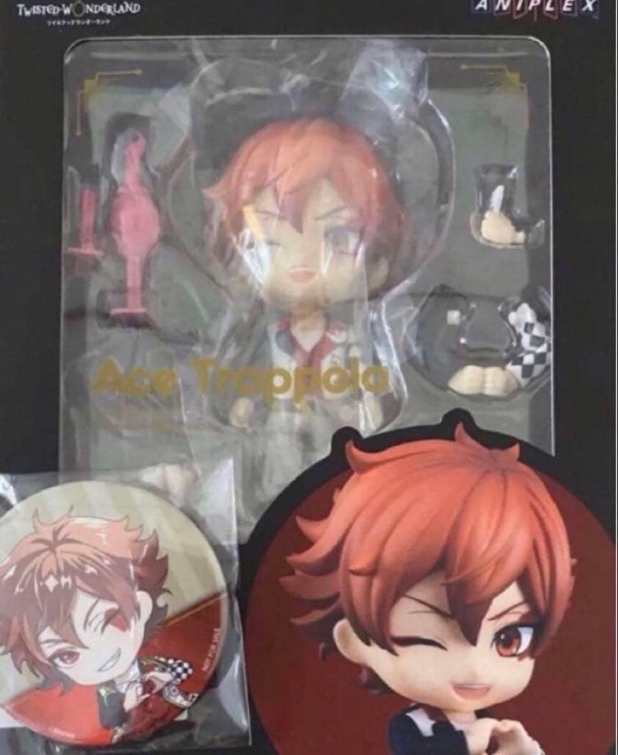 ツイステッドワンダーランド　エース・トラッポラ　特典缶バッジ付き